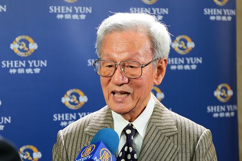 知名画家、高市艺文团体理事长协会创会主席李春成博士赞叹道：“这短短的两个钟头好像做了一场梦，这个梦很美、很美，我舍不得这么快就醒过来！”